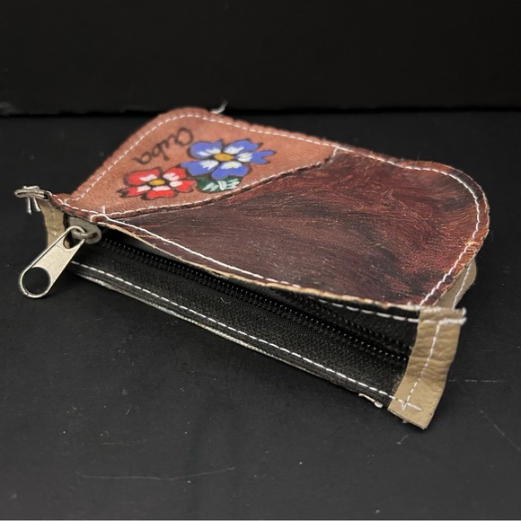 Souvenir of Cuba: leather coin purse and key tag - Picture 4 of 8